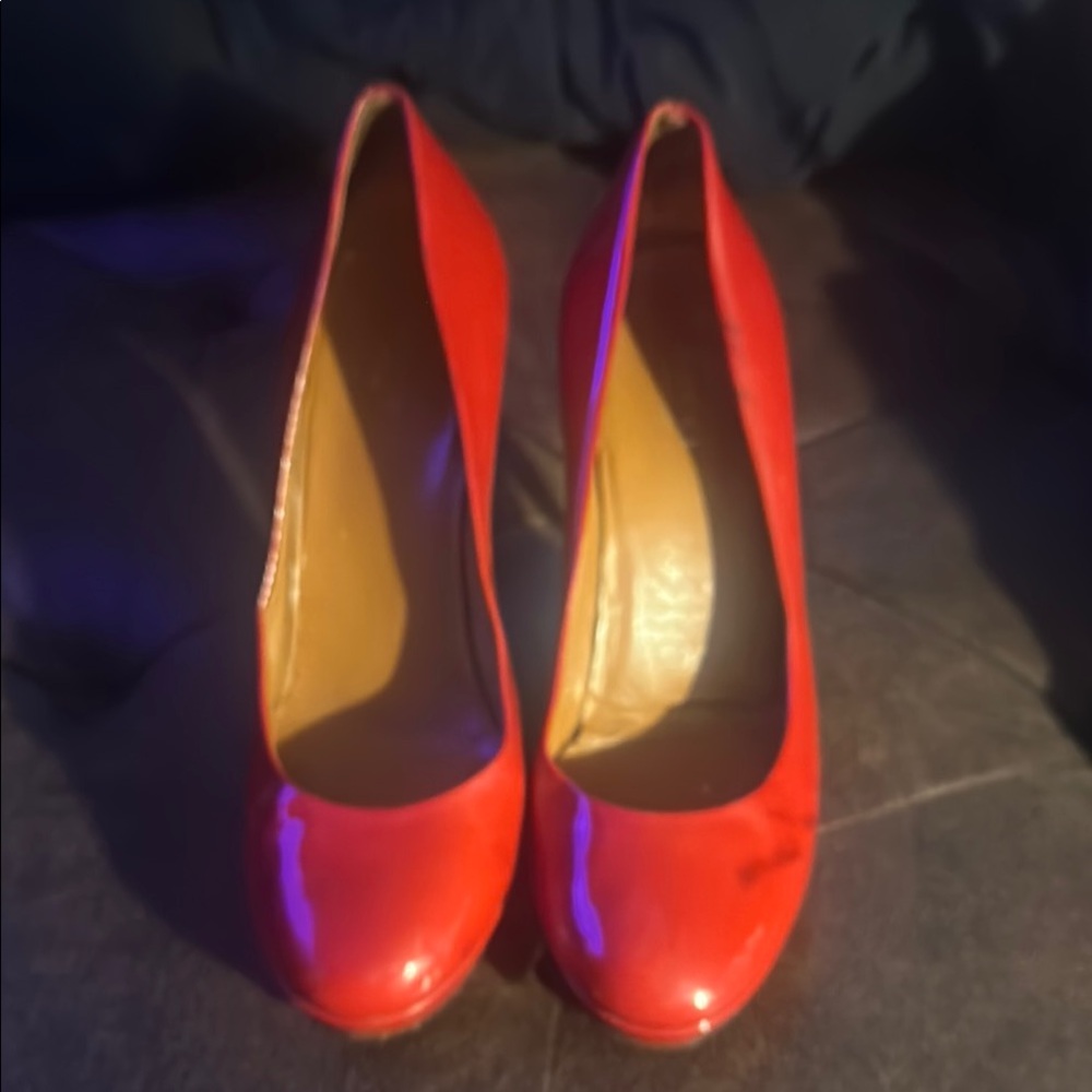 Gucci Elegant Red Women's Pumps size 39